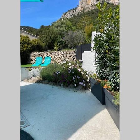 Maison Avec Jardin, Parking Entre Mer Et Montagne Villa Le Revest-le-Eaux Exterior foto