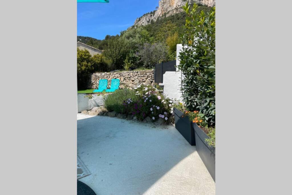 Maison Avec Jardin, Parking Entre Mer Et Montagne Le Revest-le-Eaux Exterior foto